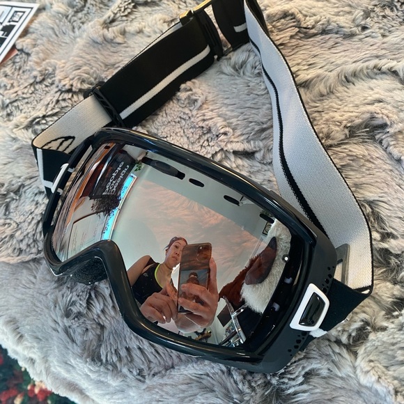 Smith Optics Heiress Goggle - Picture 4 of 9